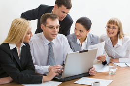 Oferta de Emprego: Especialista em Formao e Desenvolvimento de Recursos Humanos