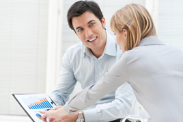 Oferta de Emprego: Especialista em Publicidade e Marketing