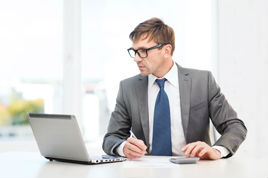 Oferta de Emprego: Outros Especialistas em Base de Dados e Redes