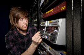 Curr�culo: T�cnico de Emiss�es de Televis�o