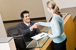 Oferta de Emprego: Rececionista, Exceto de Hotel